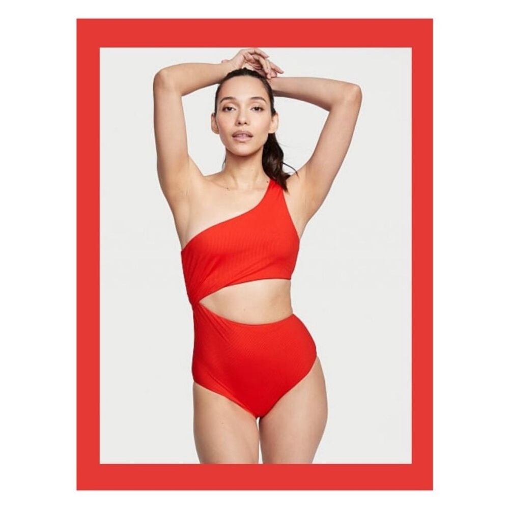Victoria's Secret Swim XL Red Flame Cutout One-Piece Ribbed Swimsuit NWT